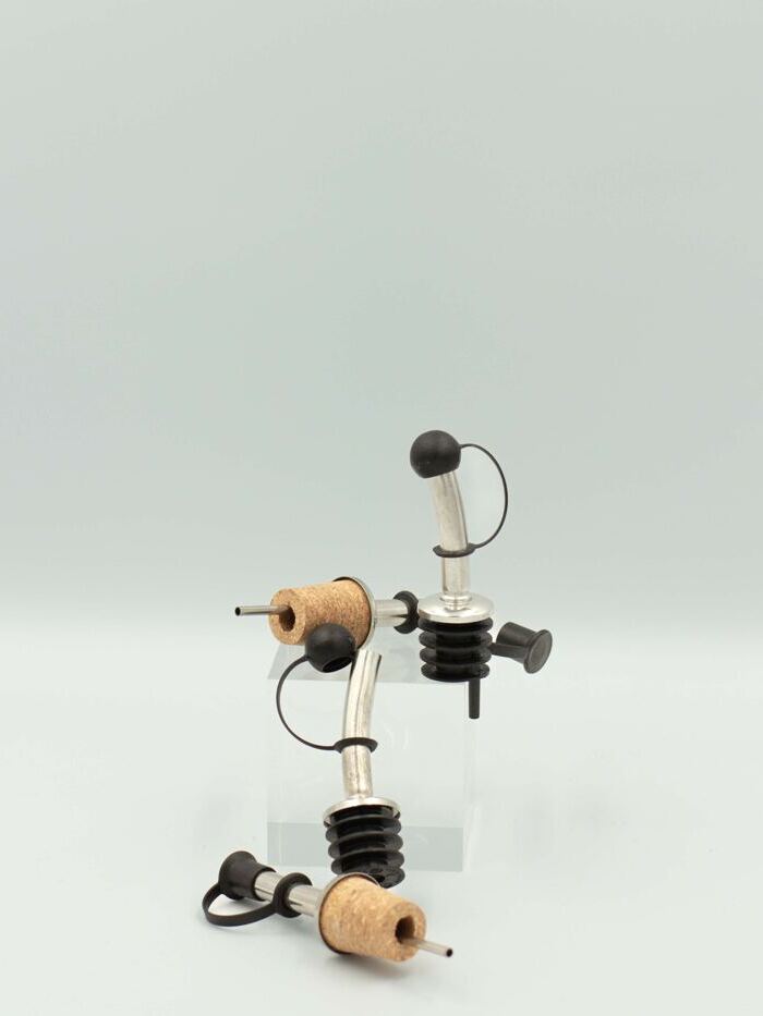 Flaschen-Ausgiesser mit Kork- oder Gummieinsatz